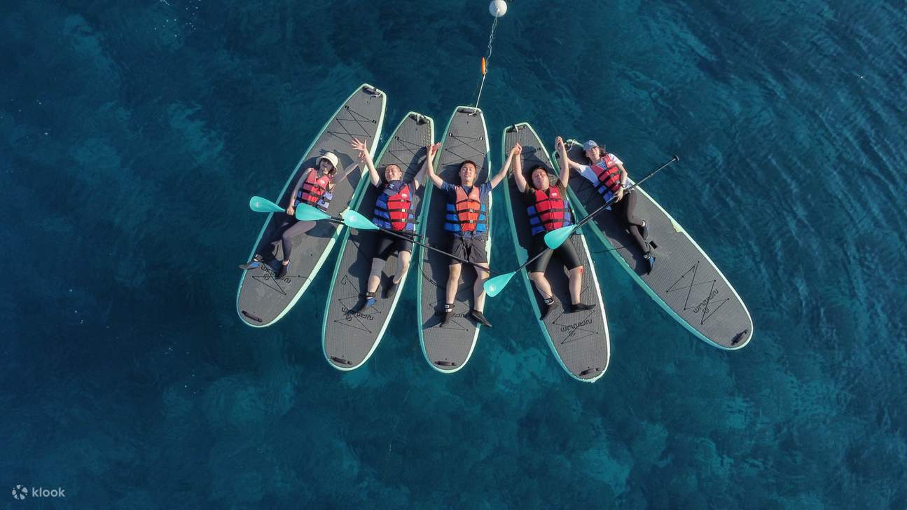 Chèo ván đứng SUP ở Tiểu Lưu Cầu